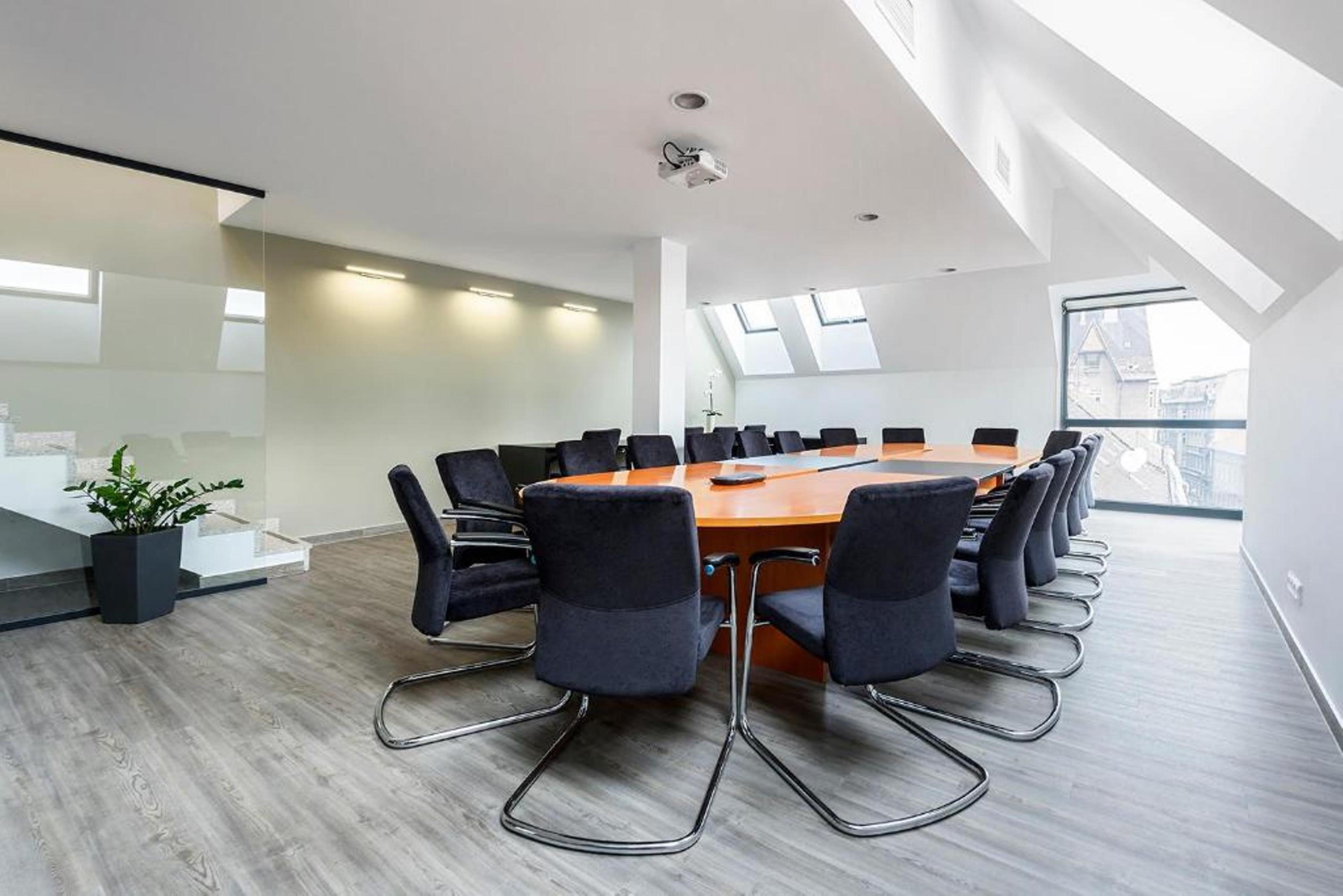 Kvi Hotel Budapest - The Smart Hotel — Photos 1